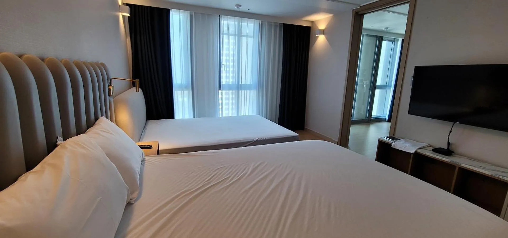 La Elbon Stay In Haewoondae Beach Busan 0*,  South Korea