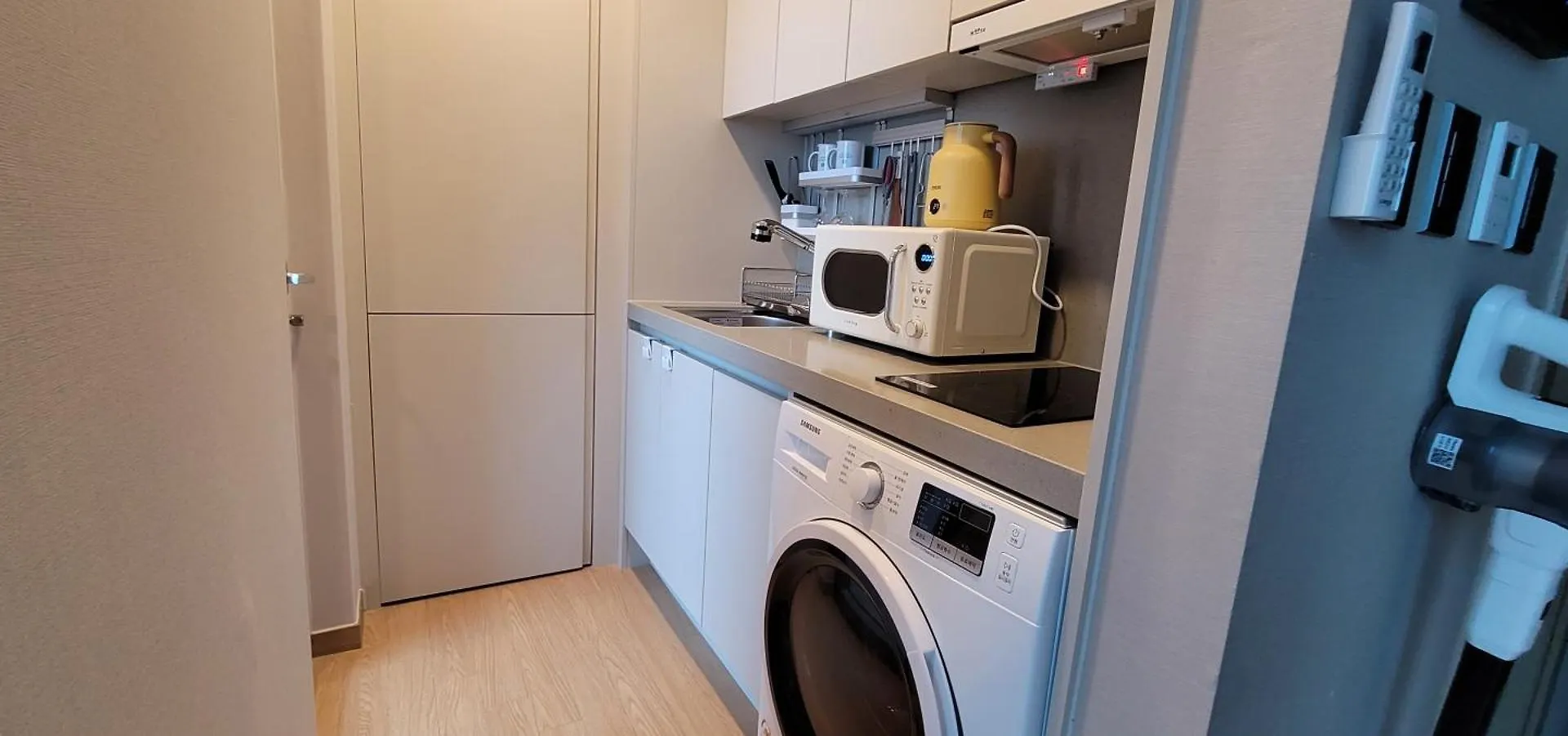 La Elbon Stay In Haewoondae Beach Busan Apartment